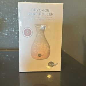Cryo-Ice sake roller